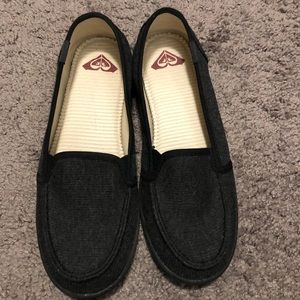 Charcoal gray Roxy shoes
